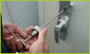 Expert Locksmith Services Jensen Beach, FL 772-228-1029 Expert Locksmith Services Jensen Beach, FL 772-228-1029 - 15-emergency-locksmiths