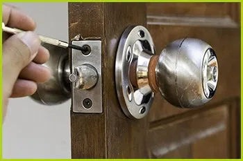 Expert Locksmith Services Jensen Beach, FL 772-228-1029 - 17-eviction-service