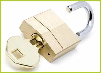Expert Locksmith Services Jensen Beach, FL 772-228-1029 Expert Locksmith Services Jensen Beach, FL 772-228-1029 - 2-lock-key
